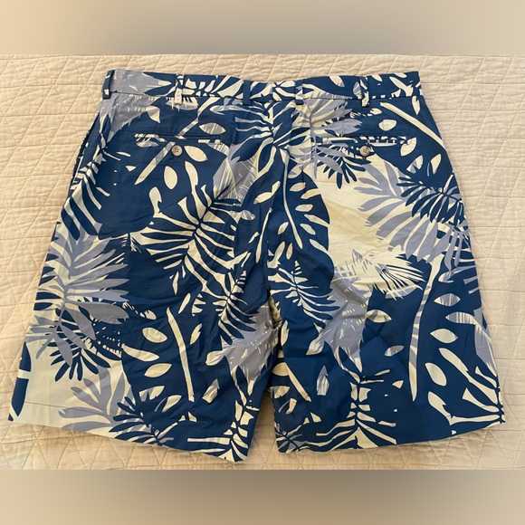 PETER MILLAR Palm Fronds Print Flat Front Cotton Shorts in Blue Size 38 $110 - Picture 5 of 5